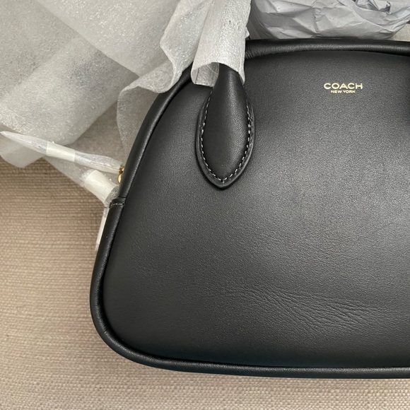 Coach Borough Bowling Bag in Colour Black new - Picture 3 of 14